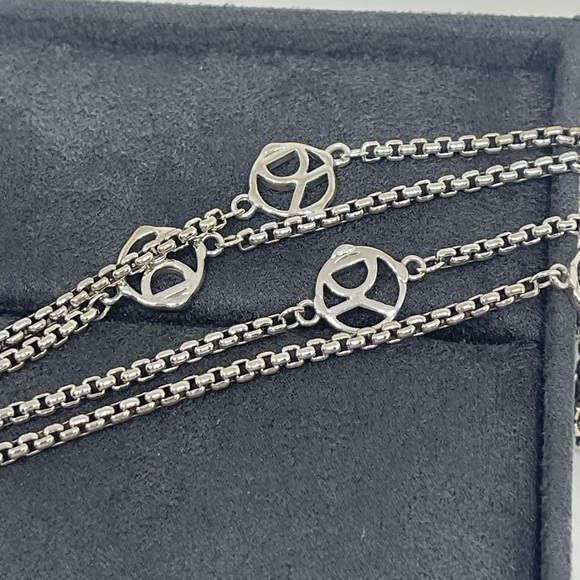 David Yurman Station Logo Box Chain Necklace - Picture 3 of 8